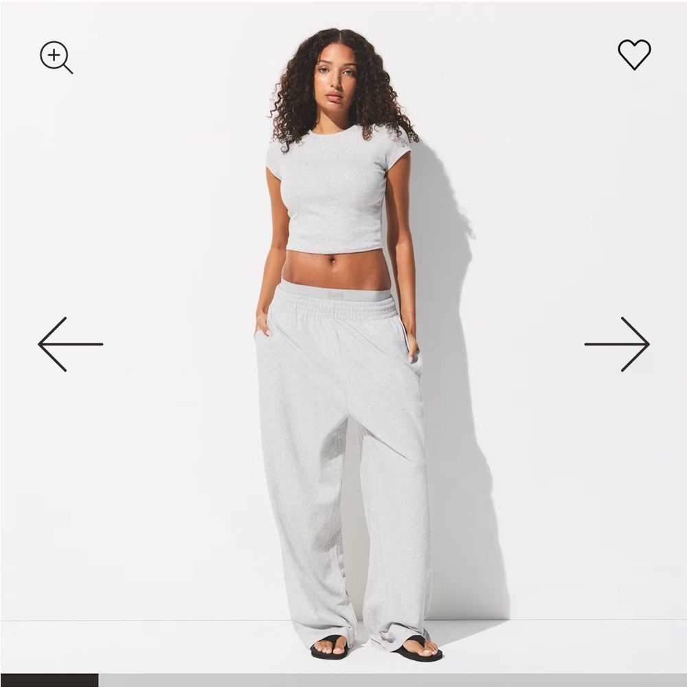 SKIMS WIDE LEG PANTS AND DROP NEEDLE Pointelle TEE size medium